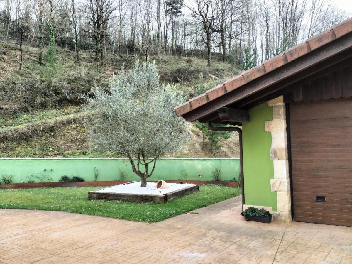 Leku Eder Apartment Areatza Bagian luar foto
